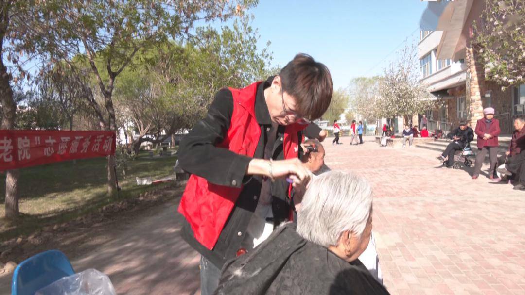 【新春走基层】张富生:"理"出创业路 "剪"出幸福来