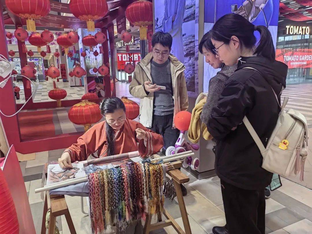 非遗集市,财神送福……在嘉定过大年,商场花式活动秀