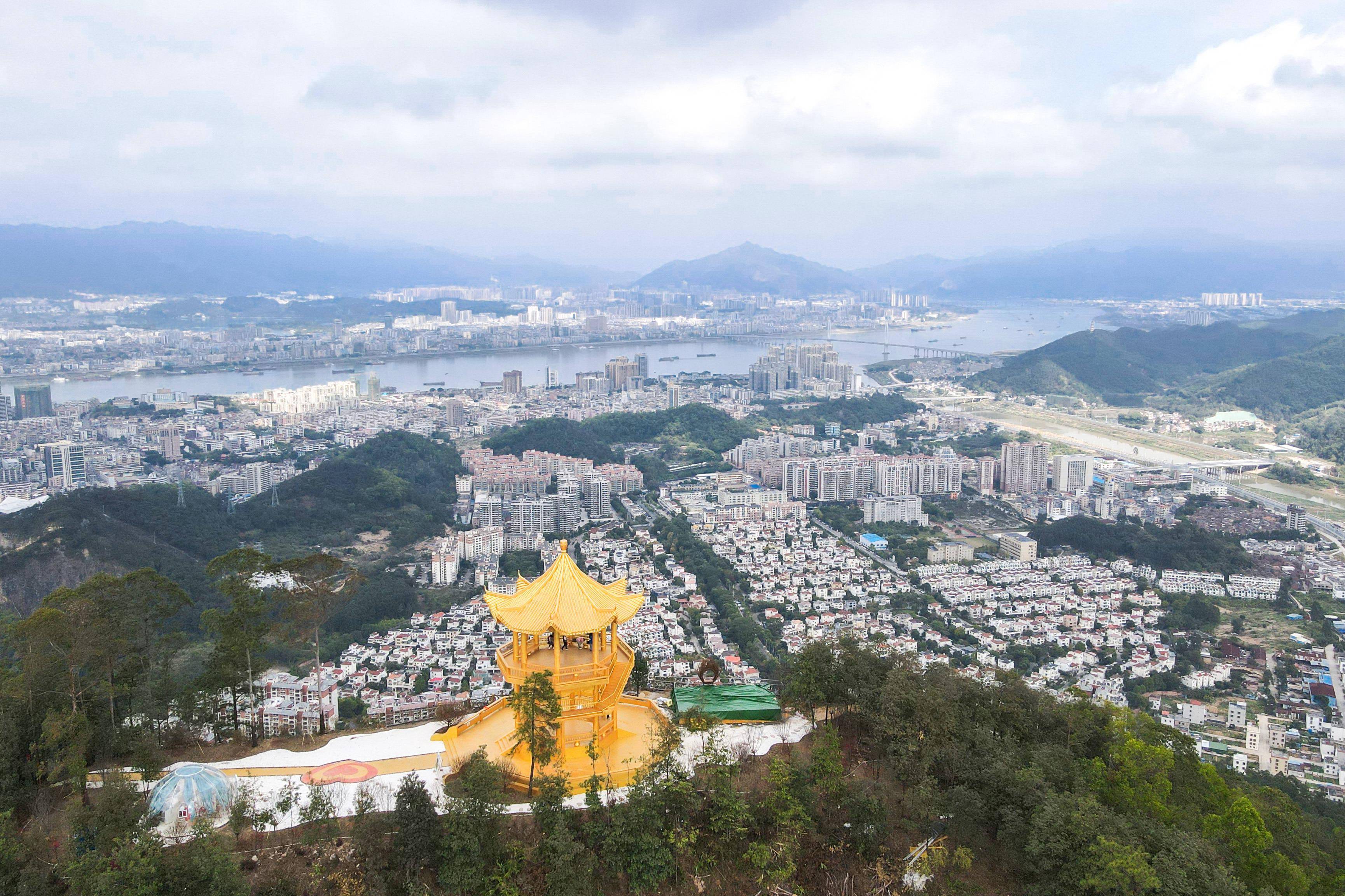 肇庆象山是座什么山，一江两岸城景哪里看？｜新春走基层