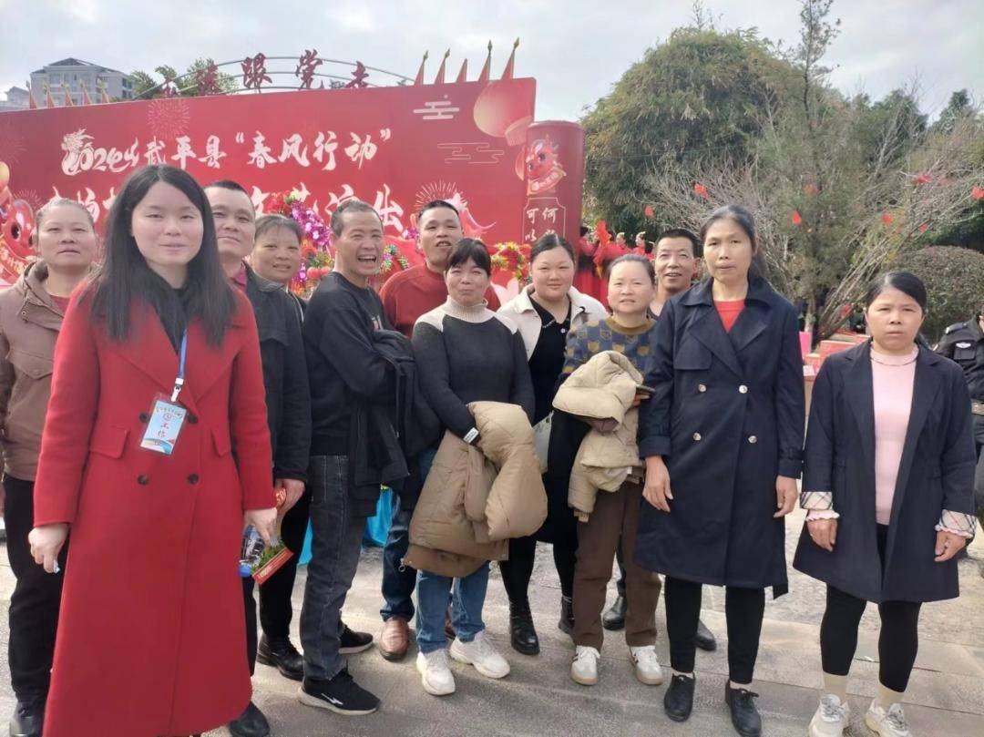 下一步,中堡镇将持续大力宣传好我县园区各类企业招工信息,为返乡务工