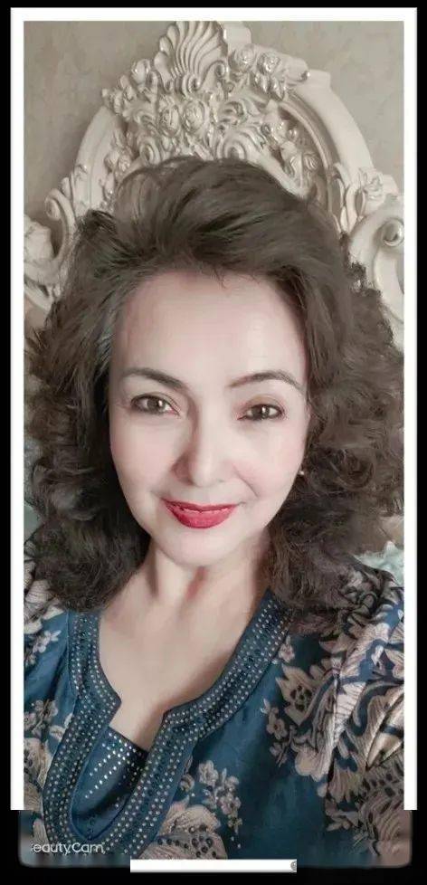 71【简介】安然,湖北人.