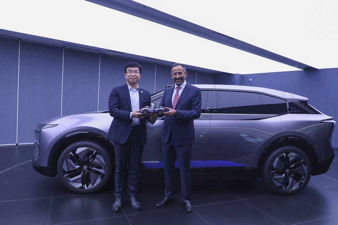 高合汽车创始人丁磊曾在上汽集团工作过一段时间,或许是传统车企的