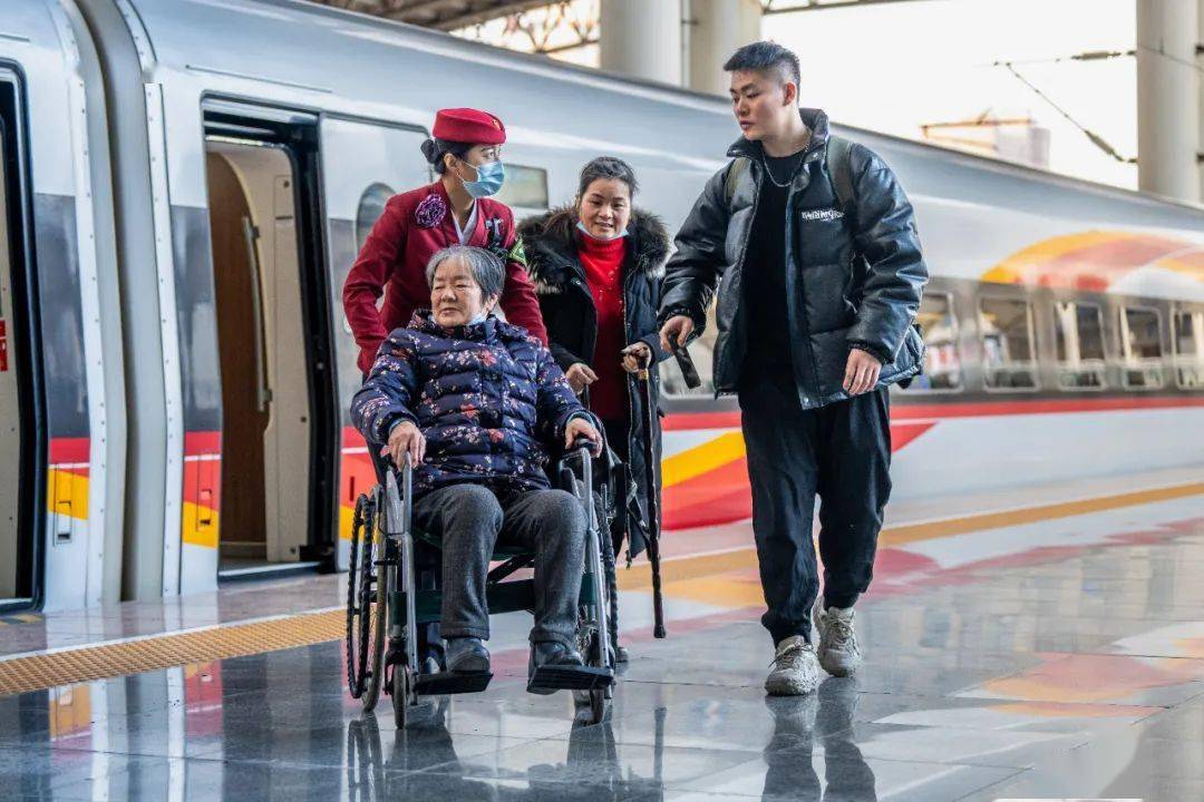 这份老年旅客出行攻略 太好用了!_服务_铁路_车站