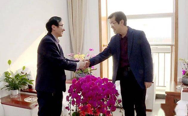 张振亚看望慰问老党员,困难群众,民主党派人士,临洮