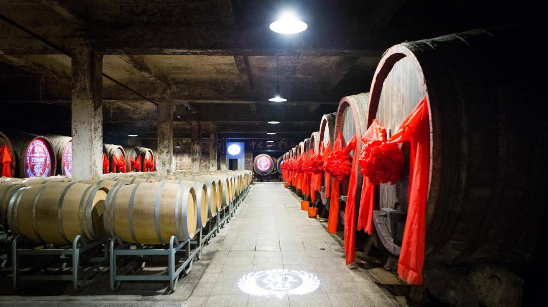 您拨打的电话正在"通化"中~_吉吉_滑雪_顶子