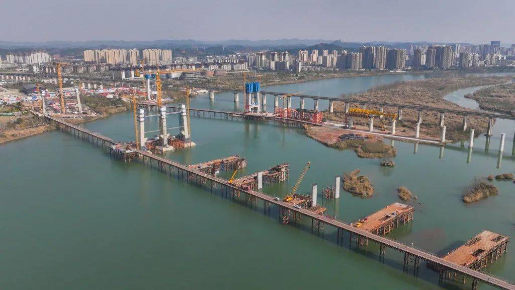 涪江六桥项目正加紧施工_遂宁_发展_集团