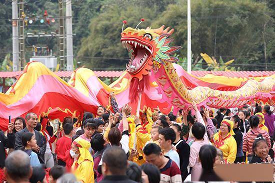广西容县浪水镇:抢炮过盛会 万人祈丰年_活动_彩头_民俗