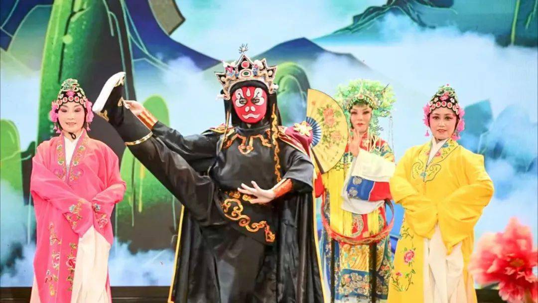 到万盛过年 | 欢欢喜喜过大年 热热闹闹庆元宵_活动_转盘_人流