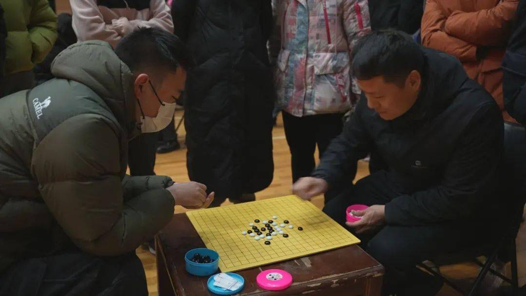 此次大赛包含斗地主,象棋,五子棋和跳棋等多个经典棋牌类项目,分三天