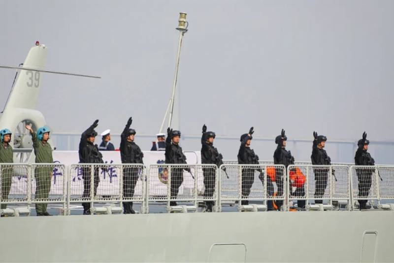 海军一护航编队从广东湛江赴亚丁湾!