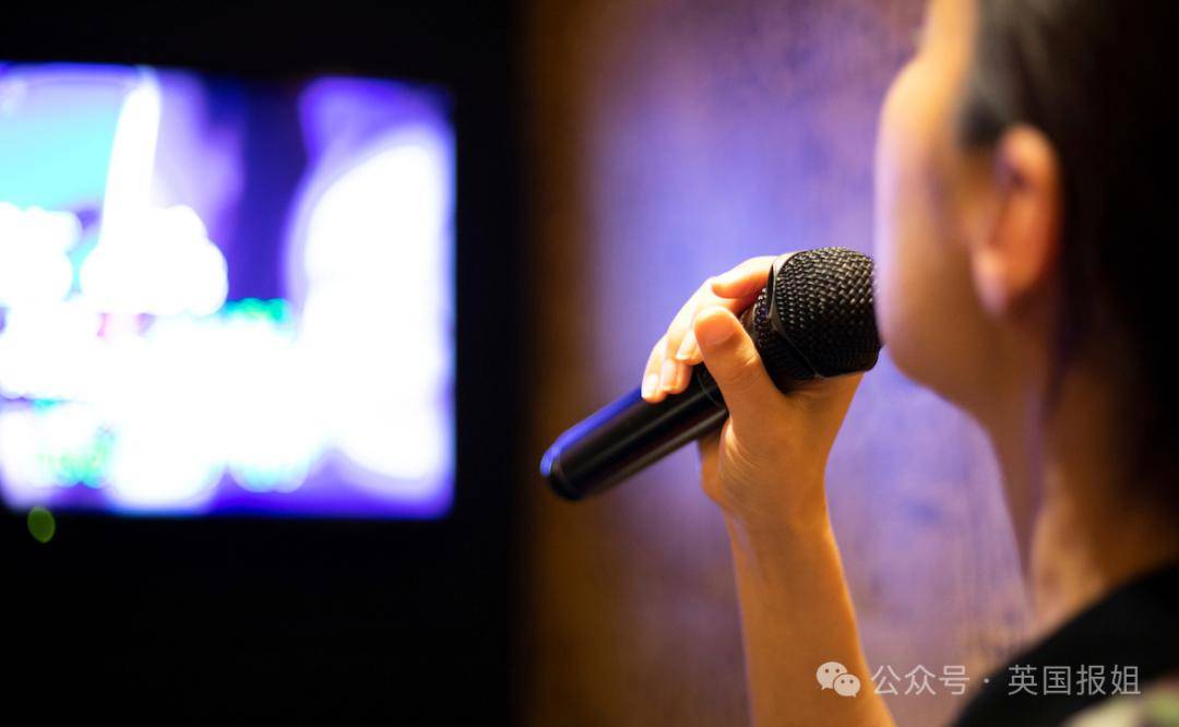 工作_女子_年轻人