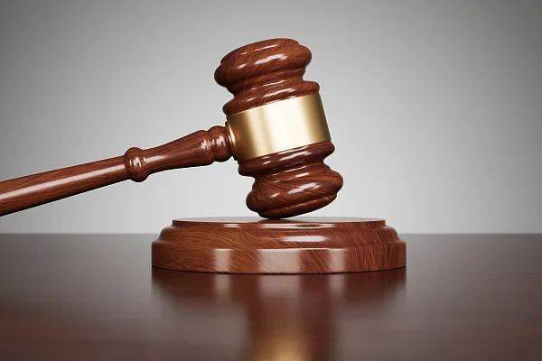 中央纪委_违规_财物