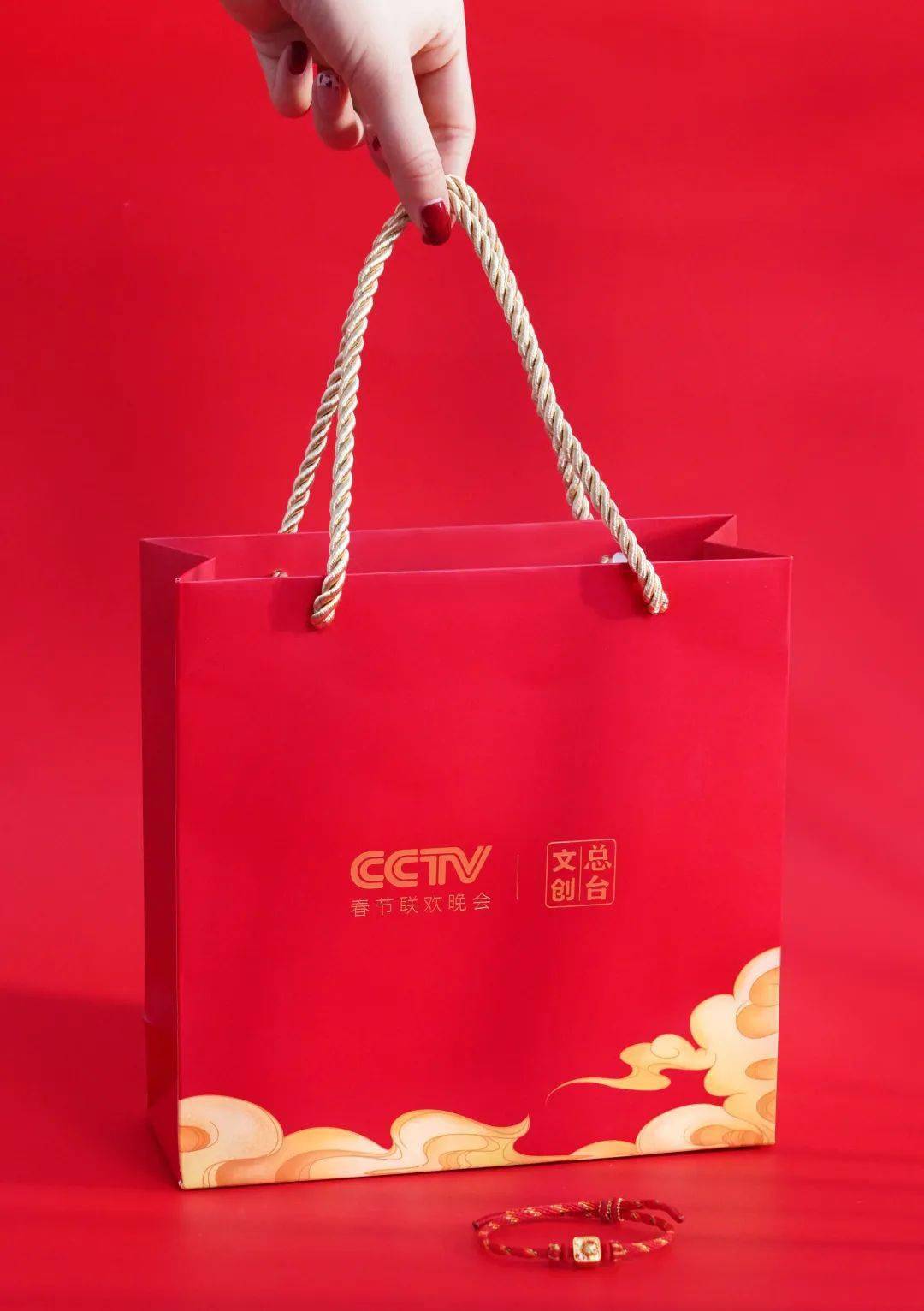 龙年春晚手串,官方发行!_生肖_中国_总台