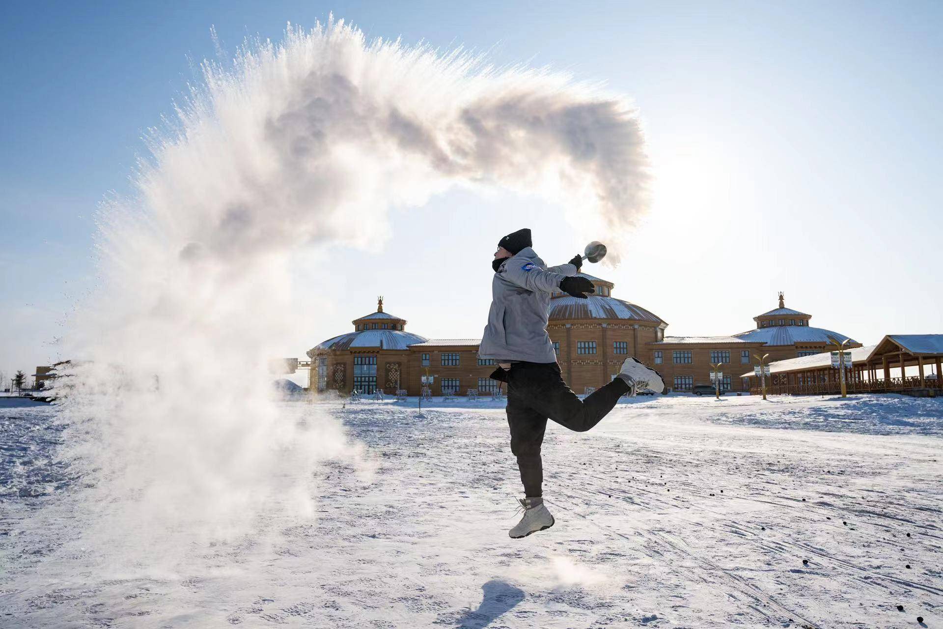 打雪仗 唯美图片