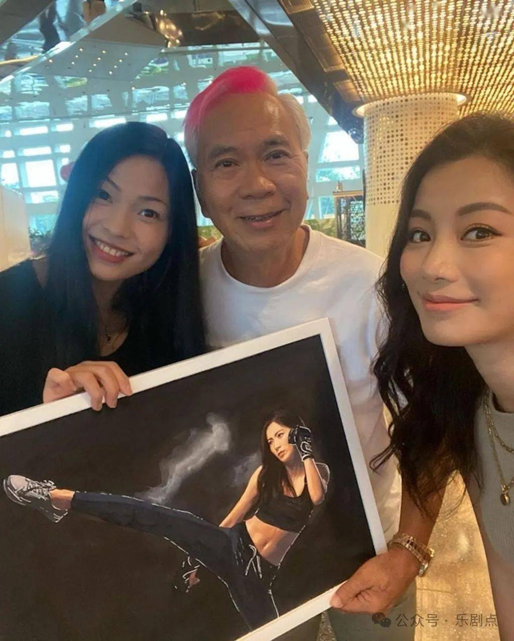 第一时间赶去办手续,急见被押看管的未婚妻_王青霞_身份_不知道