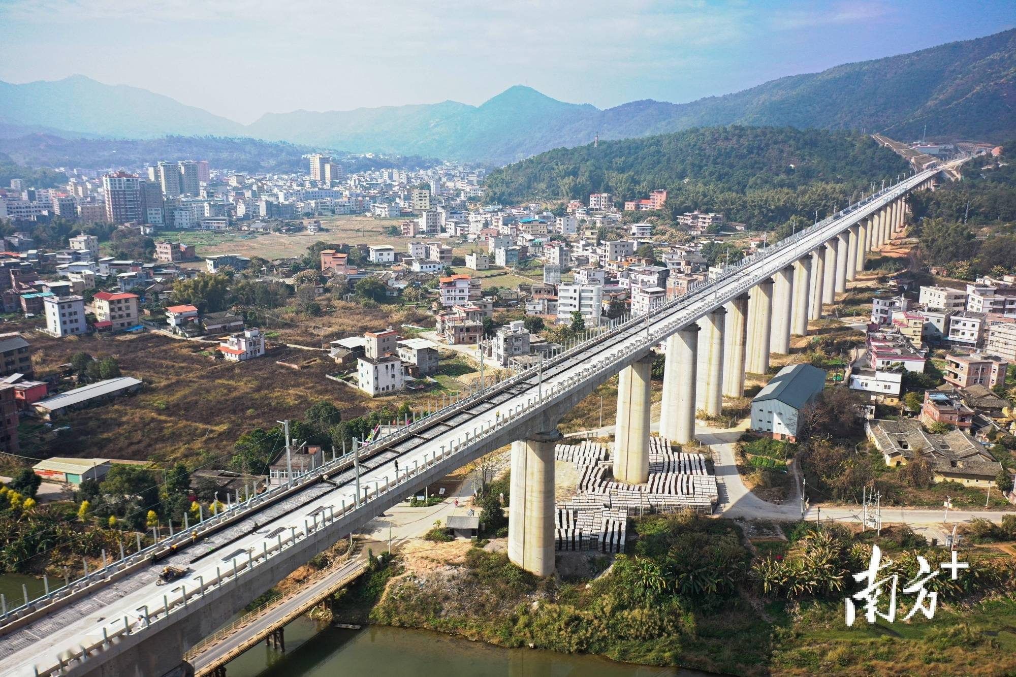 南方特稿|沸腾的春运,活跃跃的人气带来朝气财气_广州_广东_旅游