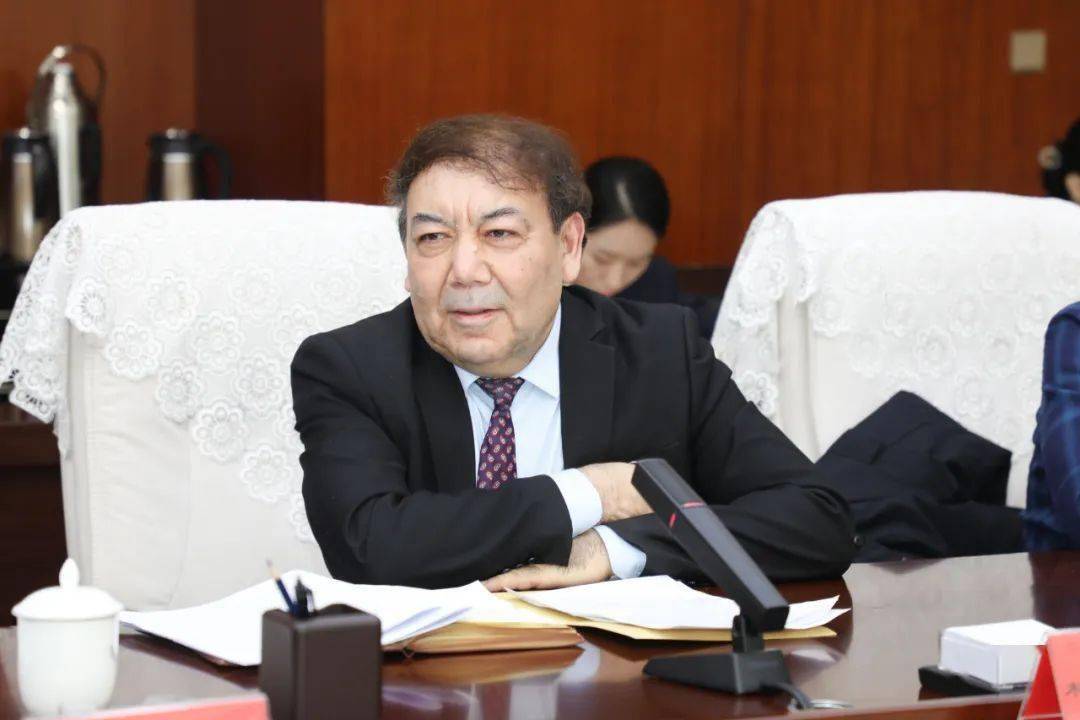 九三学社新疆区委会主委,新疆医科大学副校长刘涛,农工党新疆区委会