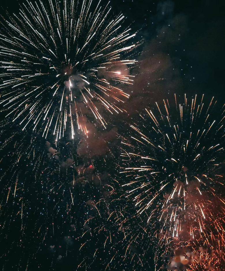 时光_烟火_身影