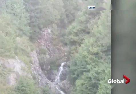 22岁华人女留学生独自徒步"死亡山谷",不幸身亡!