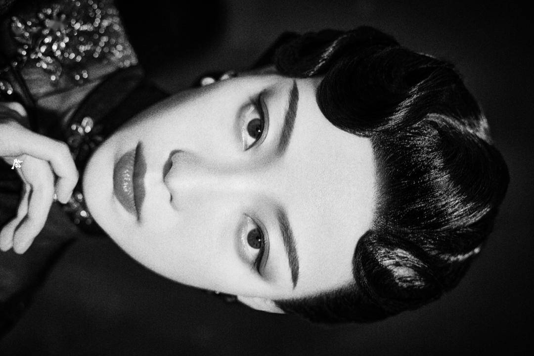 &助理:@superstudio制片:fang-teambee撰文:魏侨设计:王若菲灯光器材