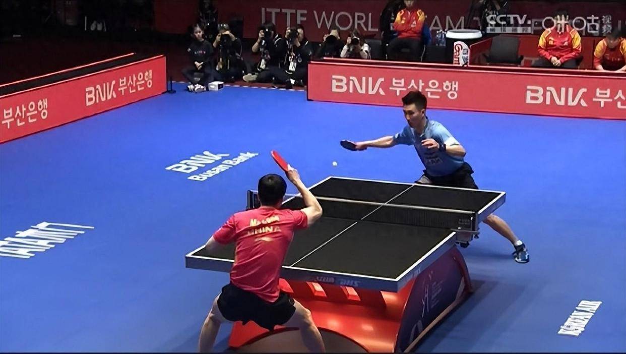 釜山世乒赛男团半决赛:马龙2-3李尚洙,大比分1-2_vs_林钟勋_王楚钦