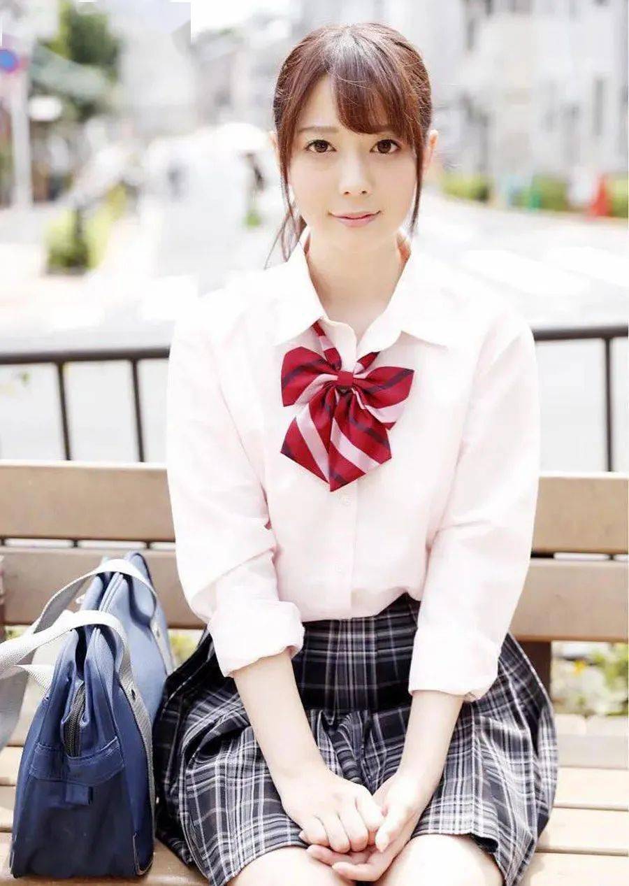 腿玩年!谁顶得住_文末_栏目_老铁