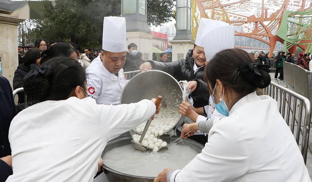 茶叶优质菜籽油,涪江大曲剪纸,卧佛竹麻编,玉溪石刻多种