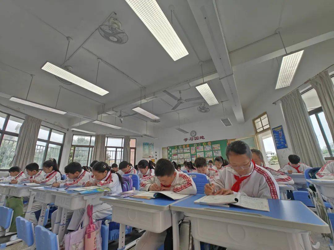 饶平学子开启"热辣滚烫"新学期!