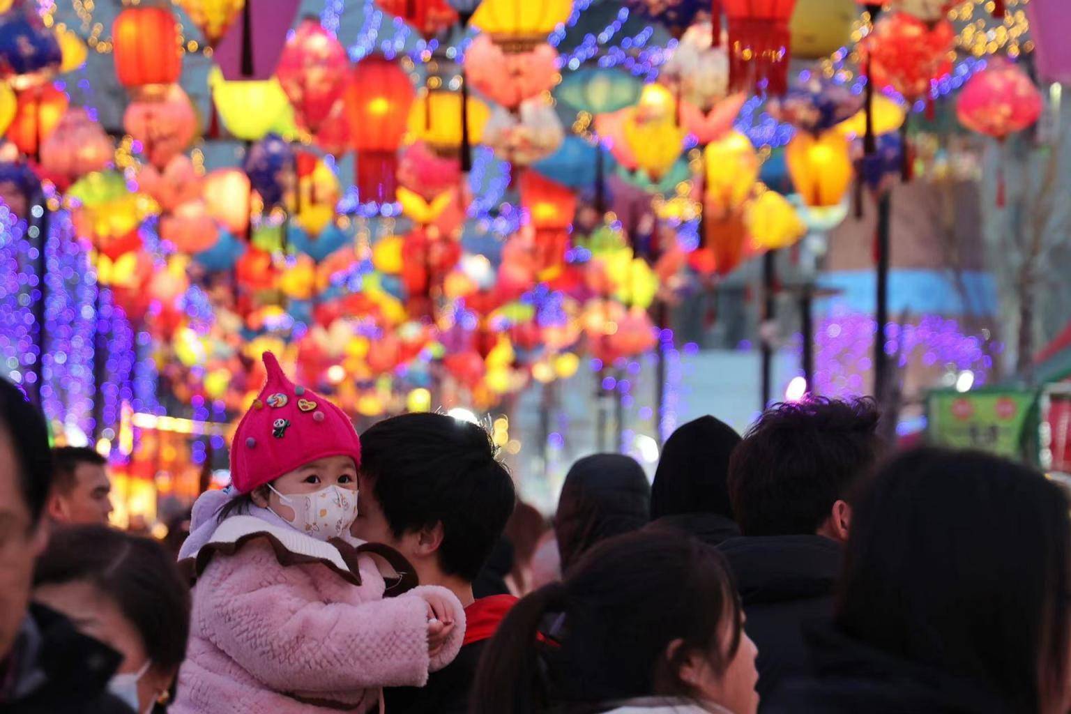 宋庄首届新春灯会热闹非凡_网站_相关_内容