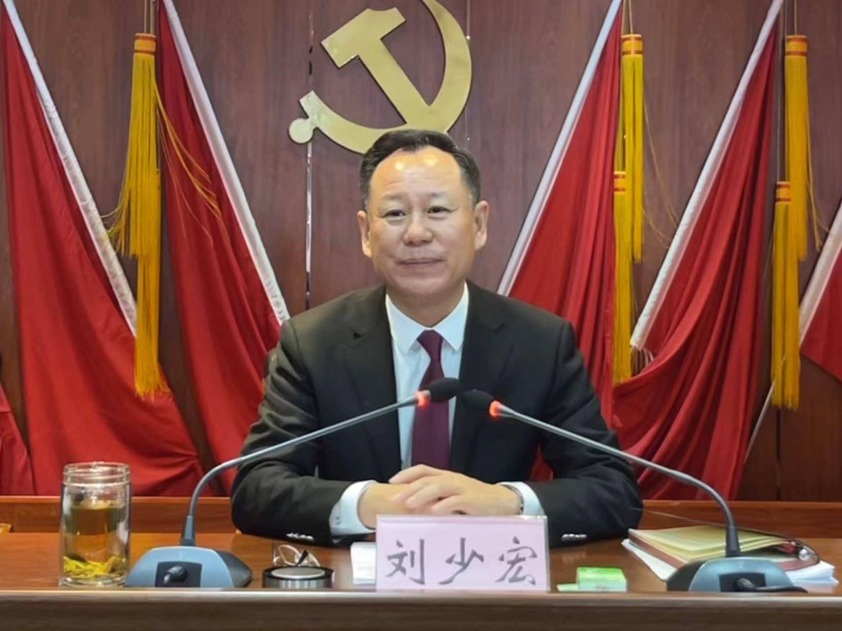 "漯河西城区现代服务业开发区党工委书记刘少宏表示,今年全区上下将