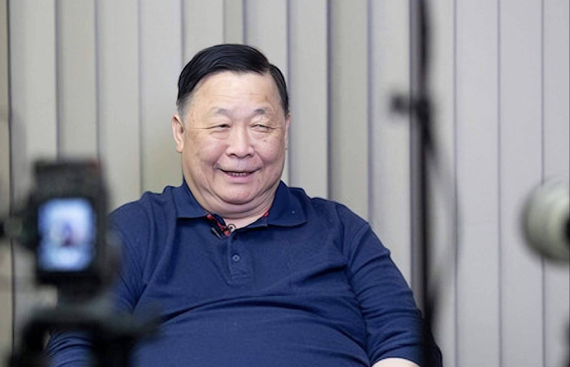 tvb老戏骨秦煌同意女友和别人生孩子,将对方女儿视如己出_外界_内地