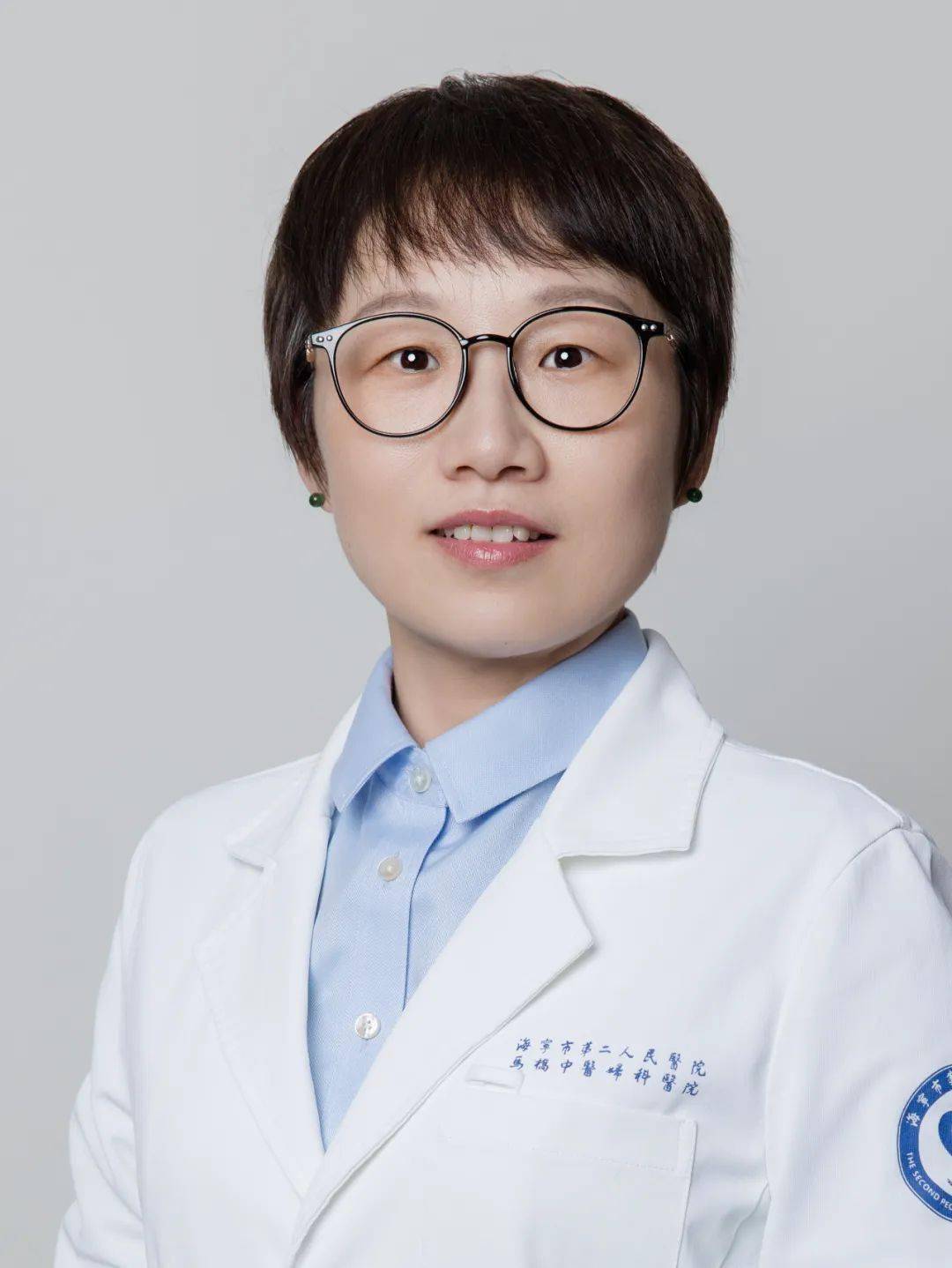 跟随浙江省名中医章勤主任中医师及国医大师鲍严钟学术经验继承人