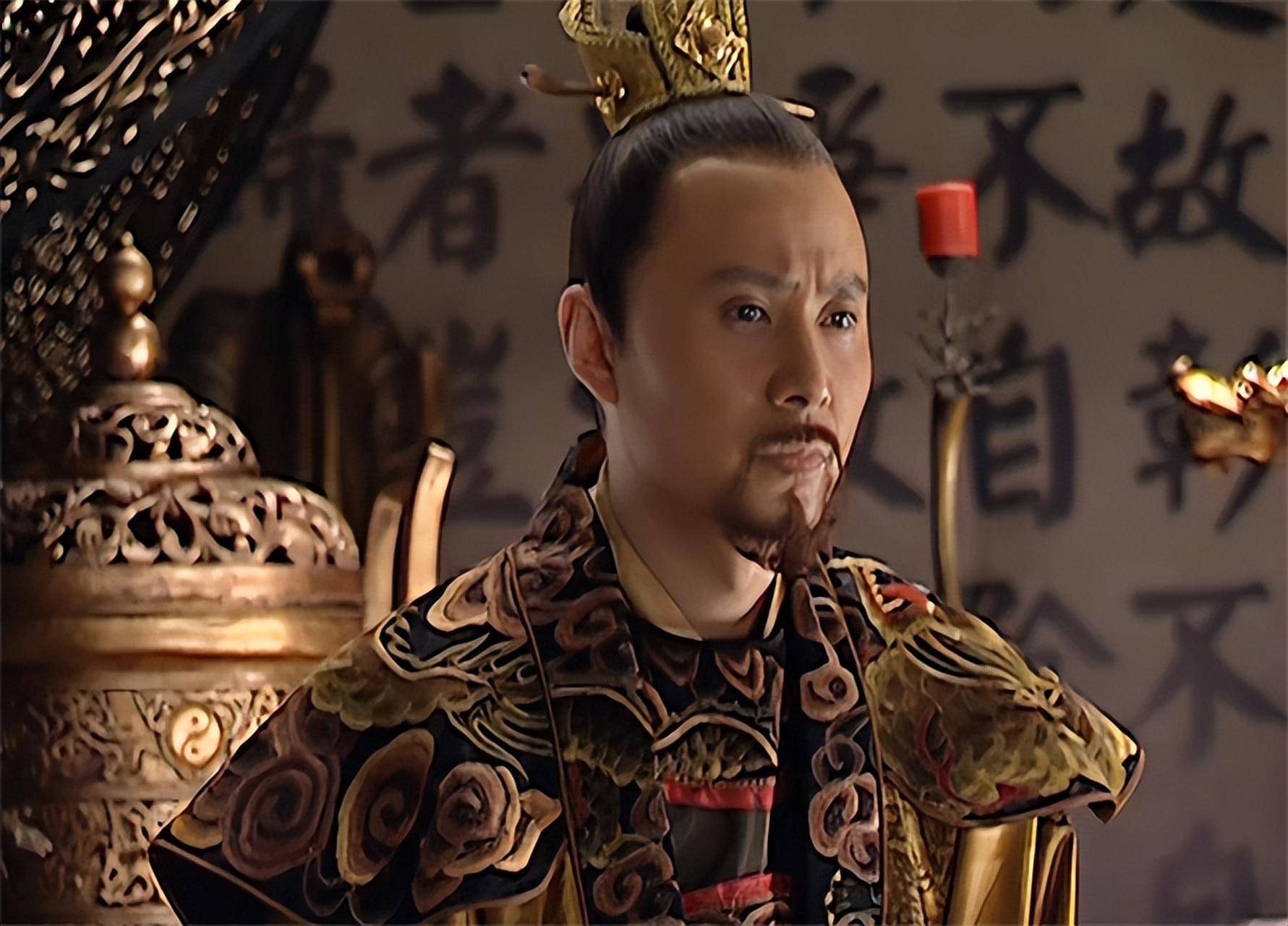 万历帝墓中,发现了一件"百子衣",揭开古代帝王"少