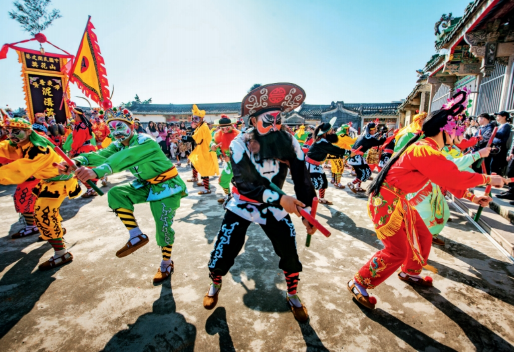 "英歌舞,引领乡愁新经济_潮阳区_潮汕_演出