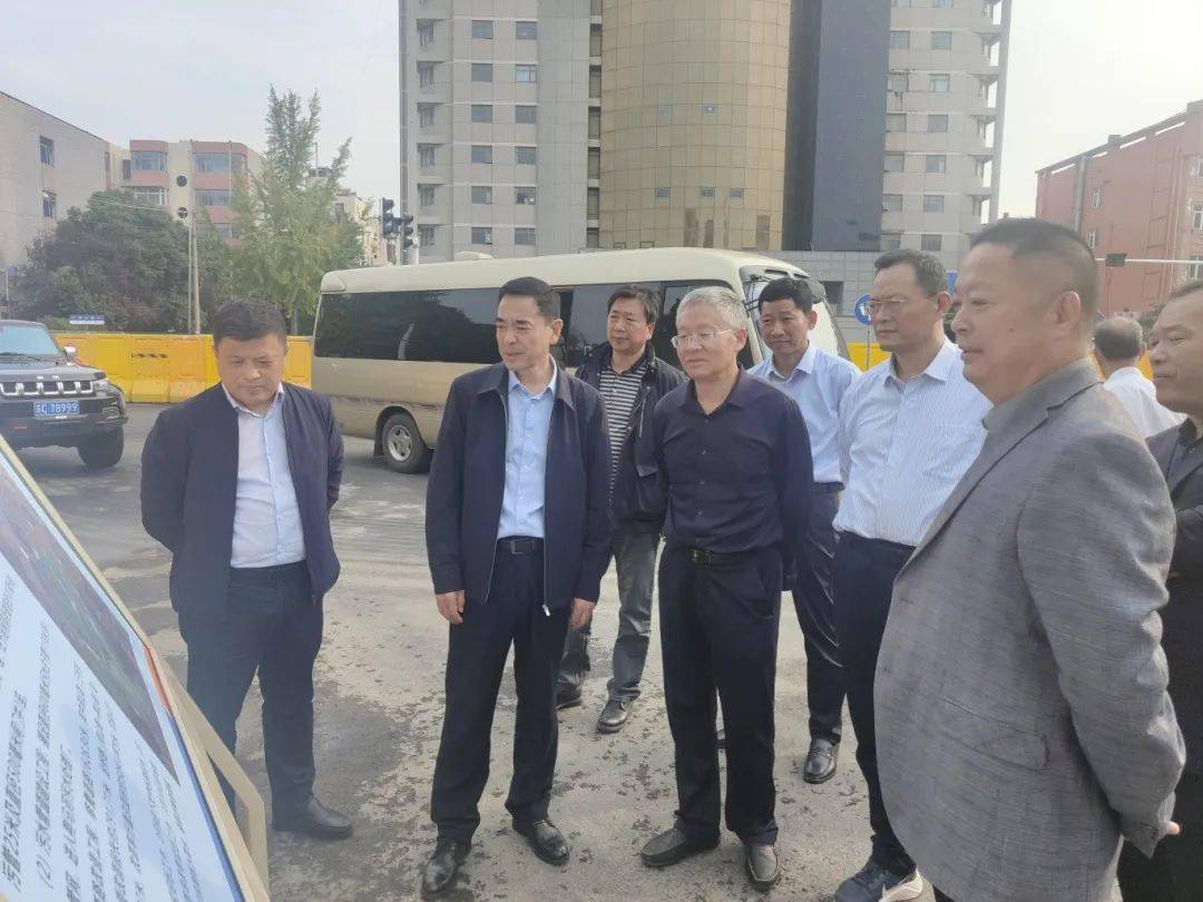 鼓楼区人大常委会将辖区26个积水点治理项目分解到7个街道办事处,并