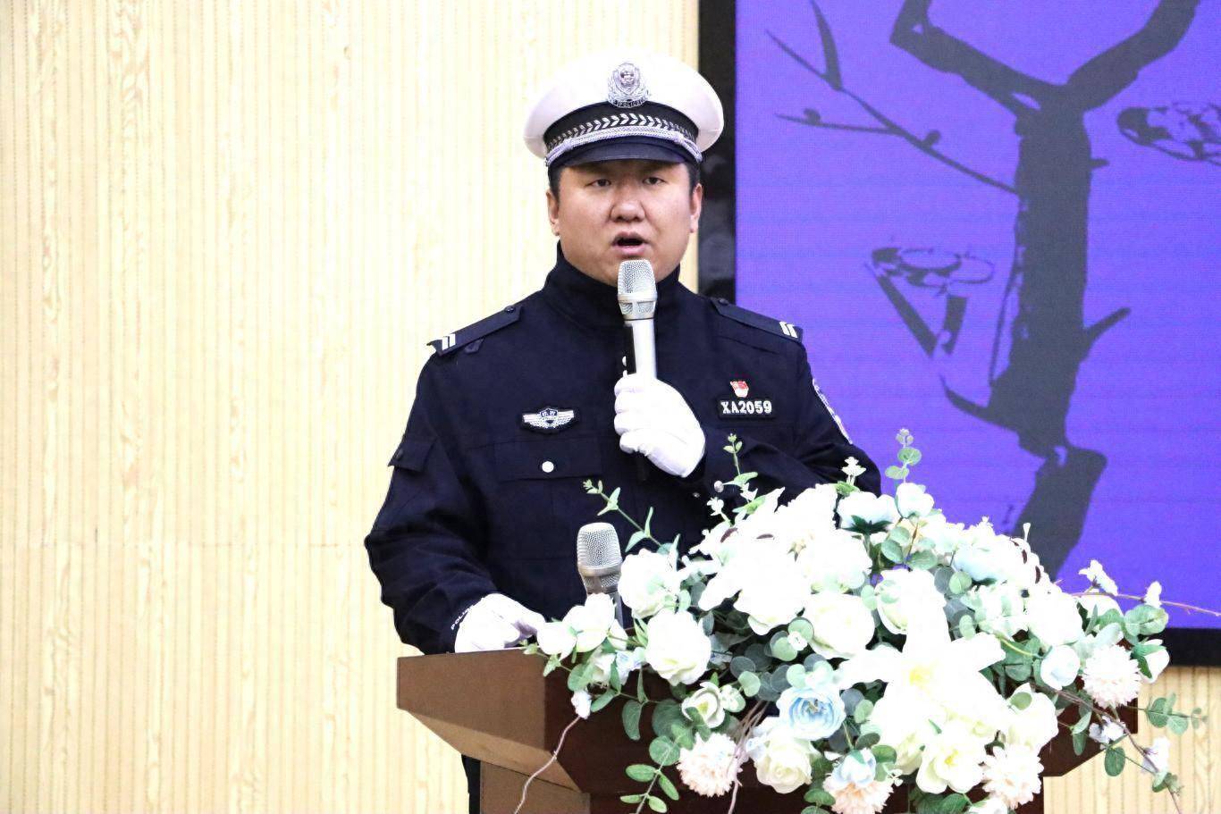 西安雁塔交警:文明交通·你我同行—交通安全第一课_意识_互动_常识