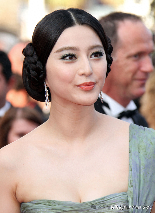 范冰冰参加活动高清图