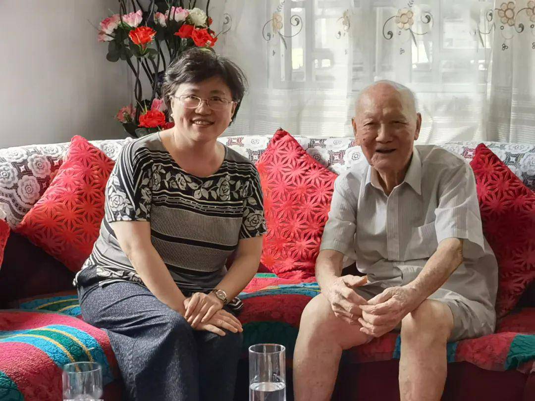 驻塞舌尔大使林楠走访慰问当地侨胞_发展_中国_工作