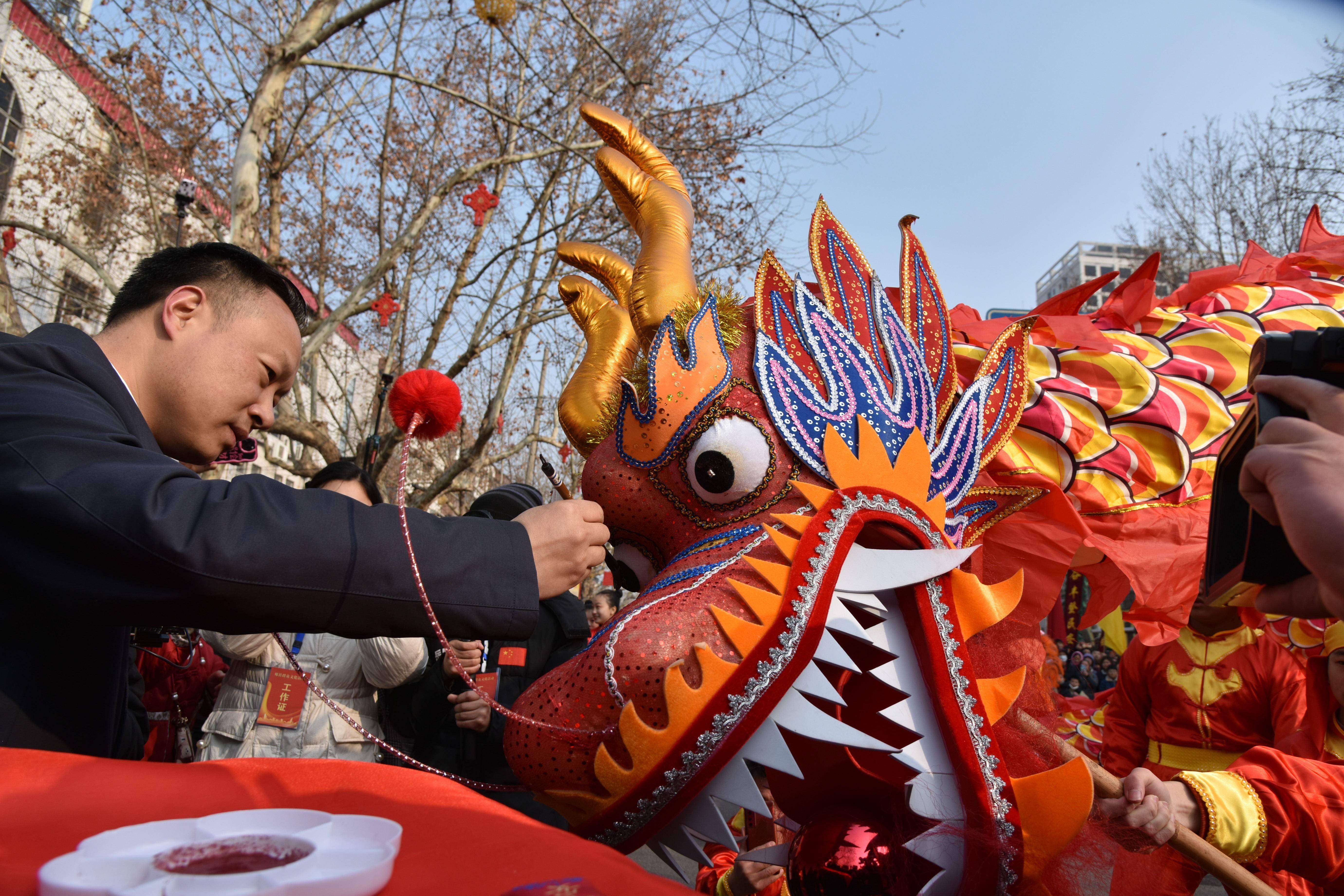 万人空巷闹元宵——郏县第三十一届民间艺术表演大赛举行