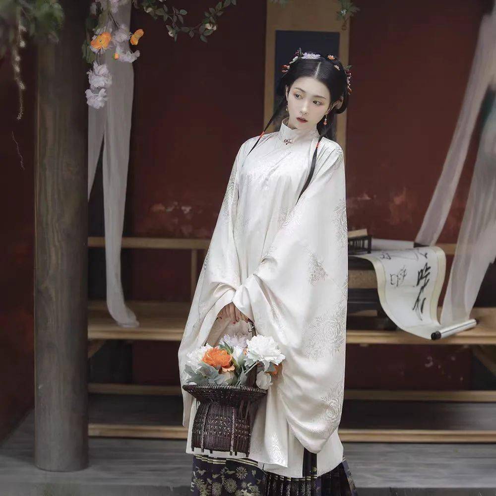 直裾138元/套,晋制168元/套,满园深浅色,照在绿波中!_款式_口令_价格