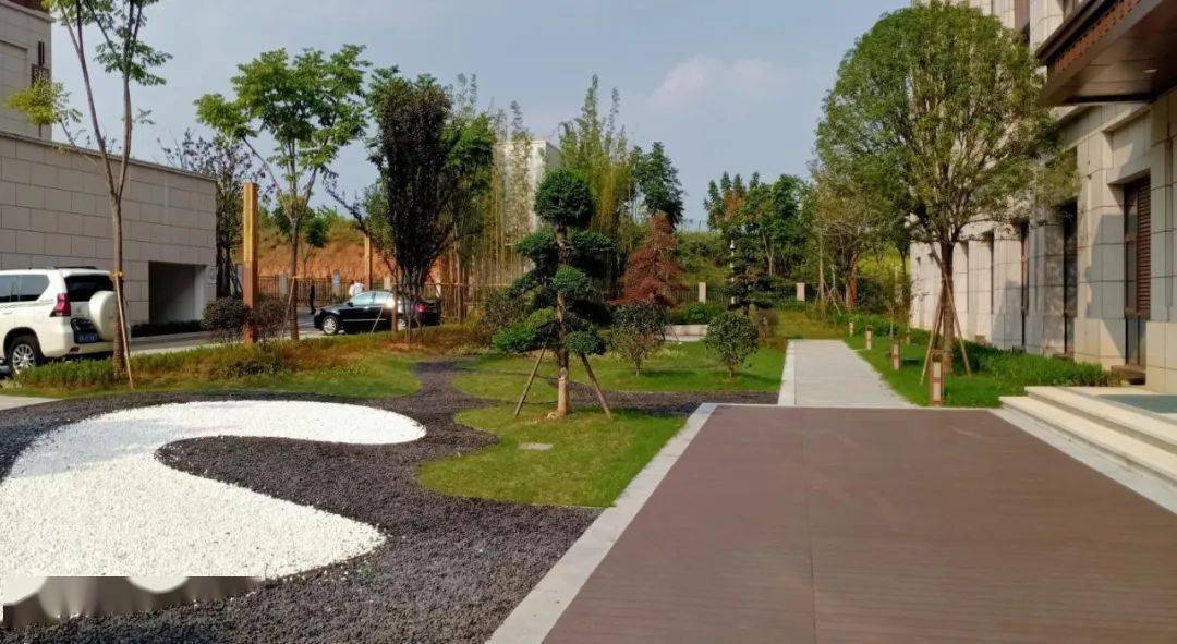 融创融公馆9.中南二号10.碧桂园豪庭11.智禧湾12.观山云筑来源丨