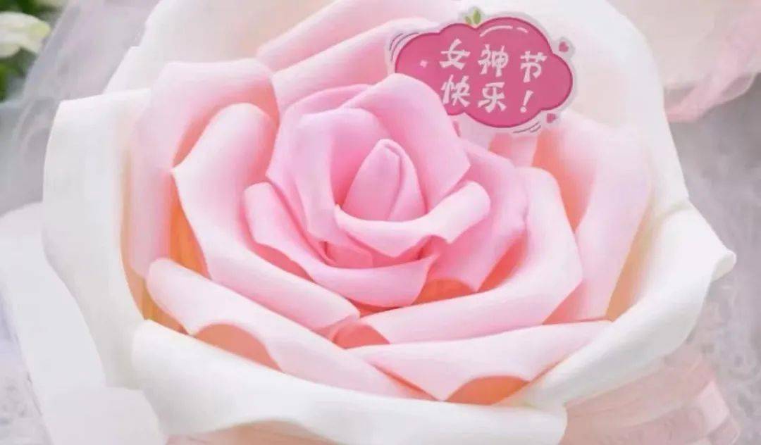 "繁华盛开,女神万岁"亲子课程.