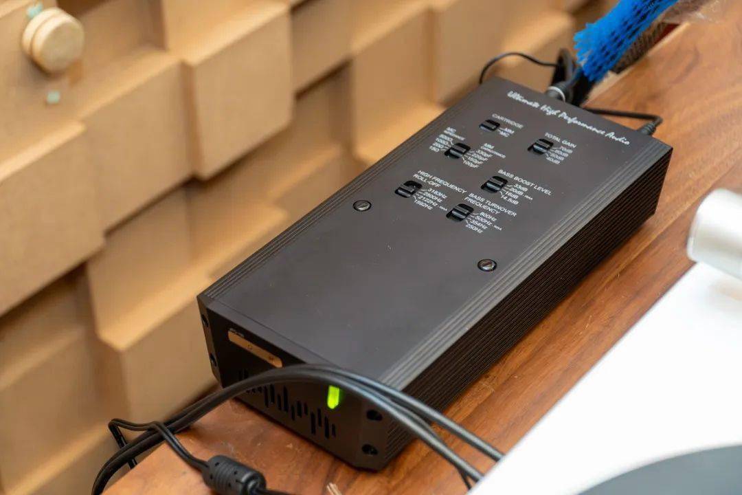 【器材测评】超值笑拥超完整唱头对应:sotm spq-100