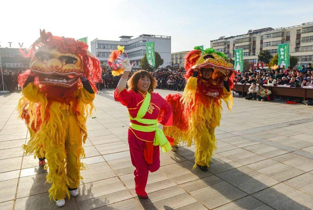 明光市潘村镇举办龙年新春花灯大赛 | 我们的节日——欢欢喜喜过大年