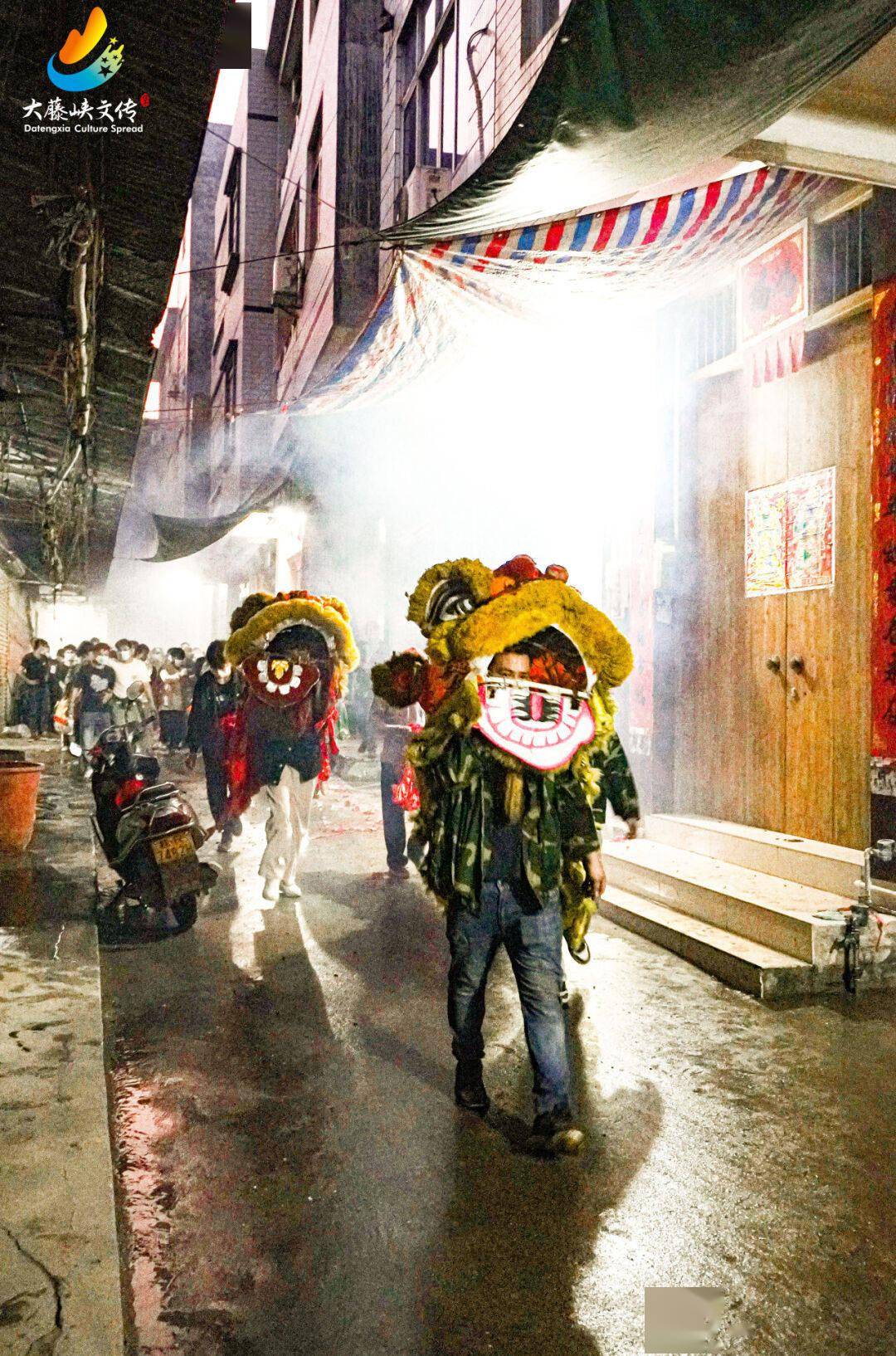 【桂平民俗】正月初十,下湾镇"上灯节"_活动_银牌_人们