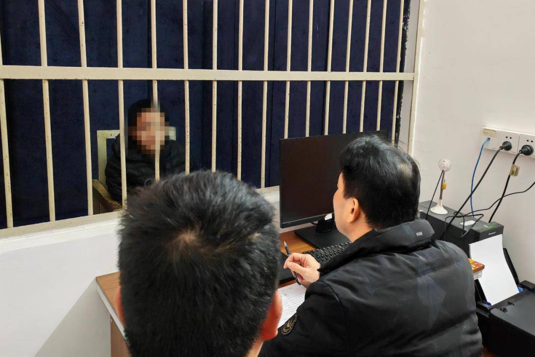 云浮34人落网,快看现场实拍_整治_侦查_群众