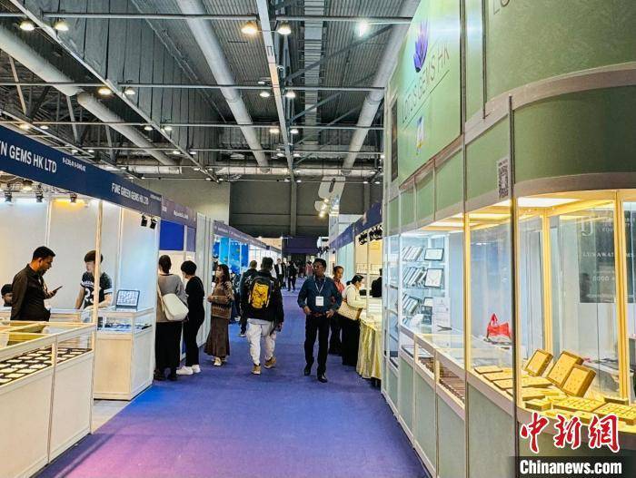 香港国际钻石宝石及珍珠展开幕_展览_参展_珠宝
