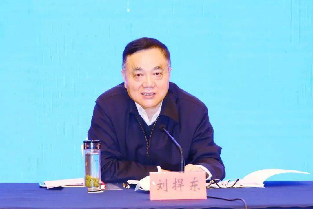 泗县_中共中央_严重