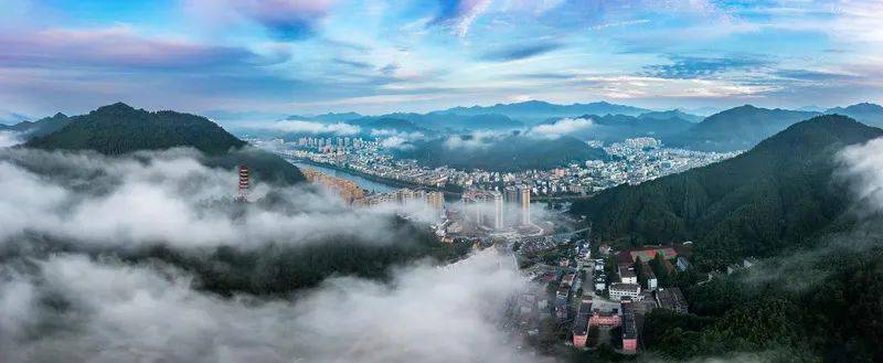 【春之邀·景】沐雨登临凤凰塔 俯瞰烟雨开化城_城市_时光_图文