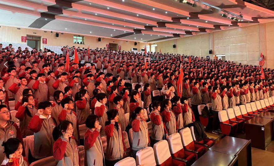青岛各高中百日誓师"花式"送祝福,仪式感满满!_高三_学子_高考